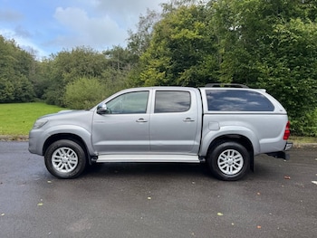 Used Toyota Hilux 2015 for sale - 75937016: Photo
