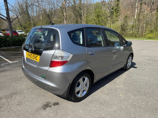 Used Honda Jazz 2010 for sale - 74265237: Photo 3