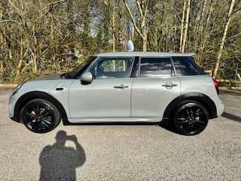 Used MINI Hatch 2019 for sale - 78069330: Photo
