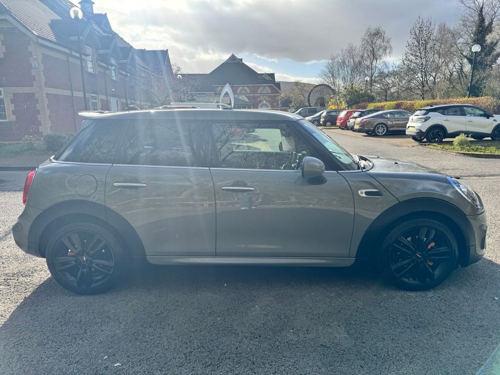 Used MINI Hatch 2019 for sale - 78069330: Photo 7