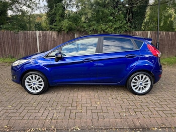 Used Ford Fiesta 2014 for sale - 76098248: Photo 2