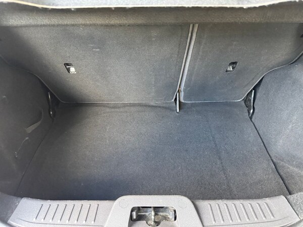 Used Ford Fiesta 2014 for sale - 76098248: Photo 9