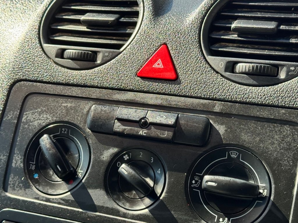 Used Volkswagen Caddy 2010 for sale - 77937035: Photo 14