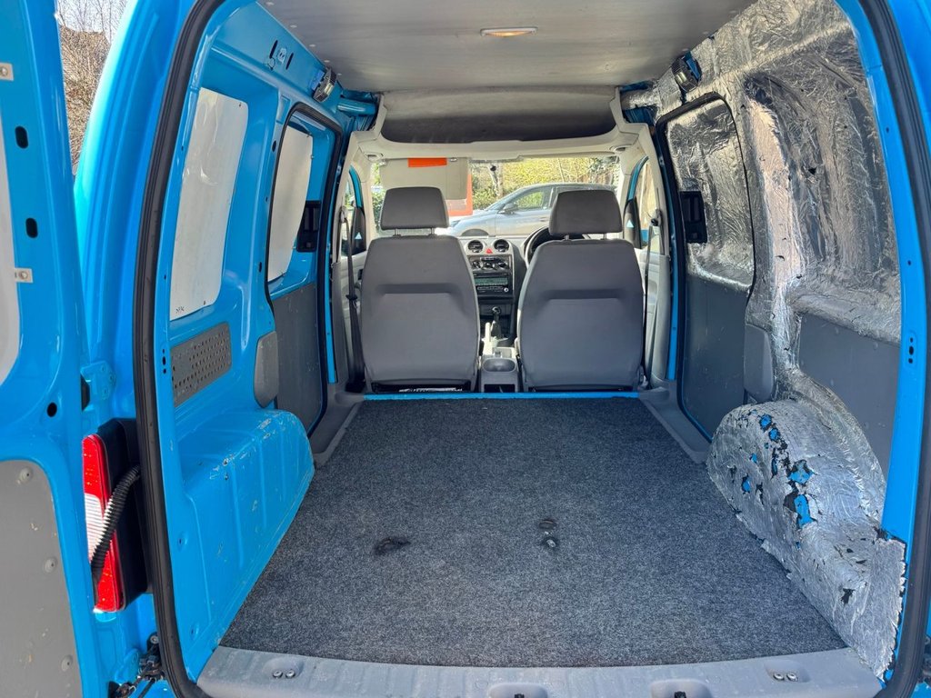 Used Volkswagen Caddy 2010 for sale - 77937035: Photo 9