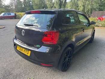 Used Volkswagen Polo 2016 for sale - 76132299: Photo