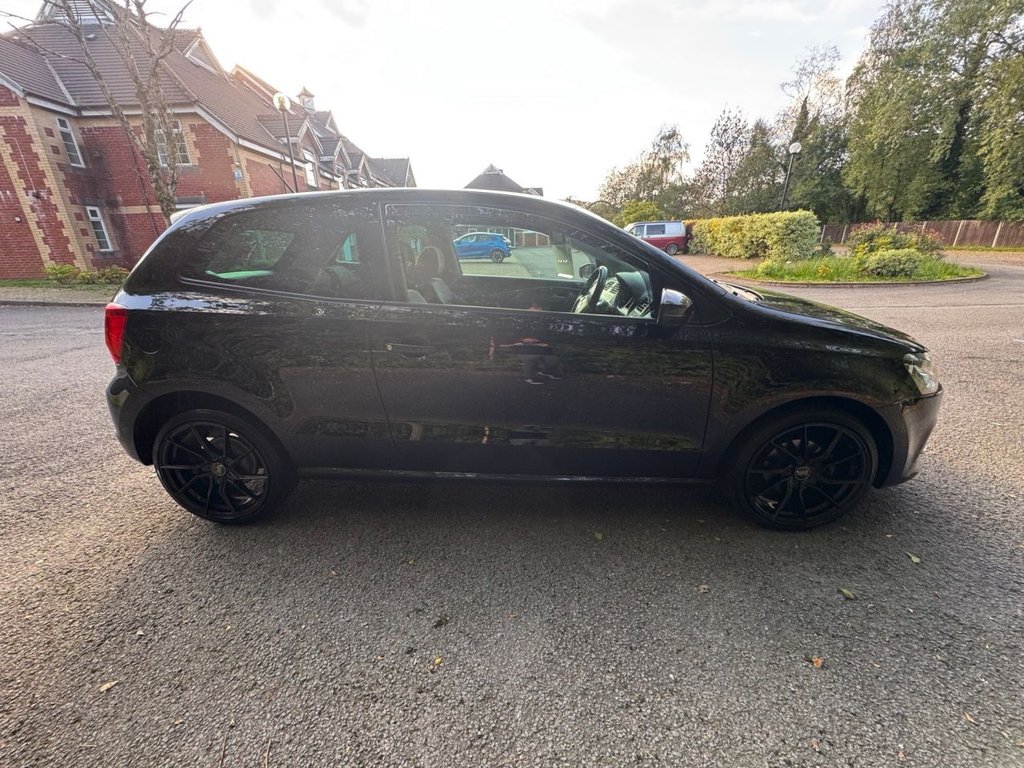 Used Volkswagen Polo 2016 for sale - 76132299: Photo 5