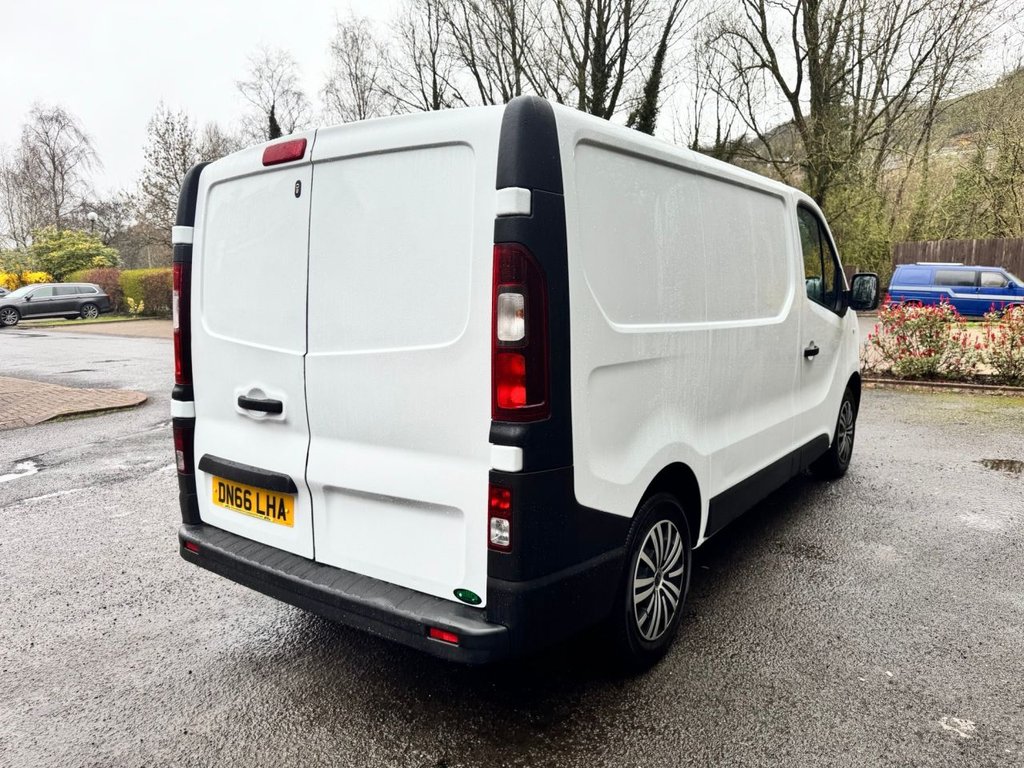 Used Vauxhall Vivaro 2016 for sale - 78003040: Photo 5