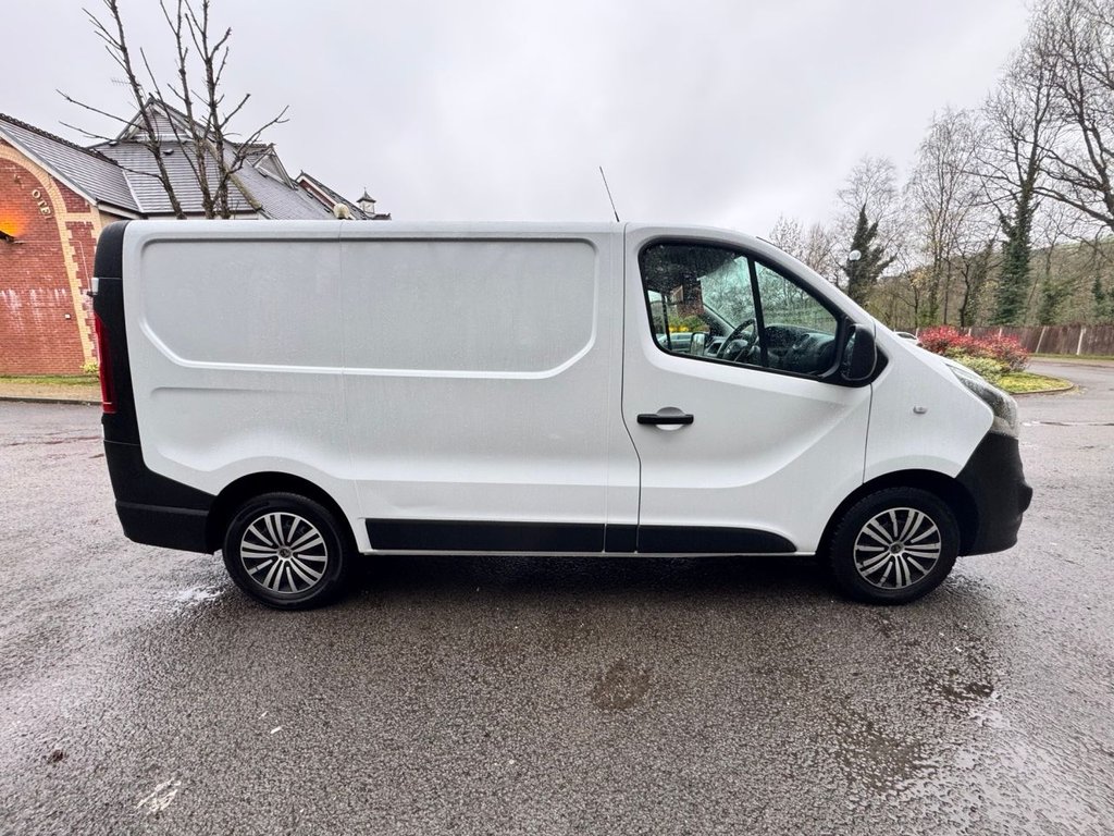 Used Vauxhall Vivaro 2016 for sale - 78003040: Photo 7