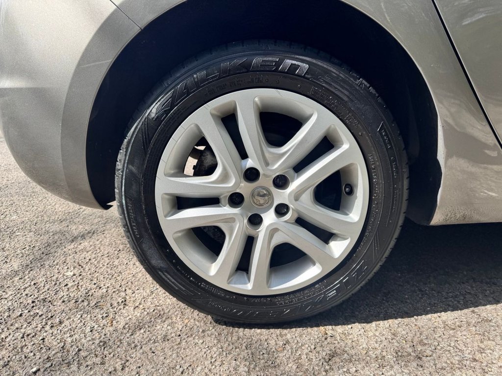 Used Vauxhall Astra 2016 for sale - 78153856: Photo 17