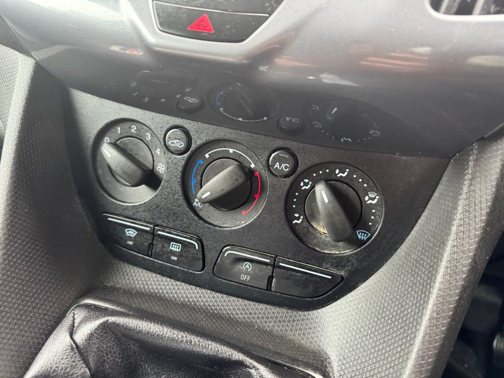 Used Ford Transit Connect 2018 for sale - 77821233: Photo 18