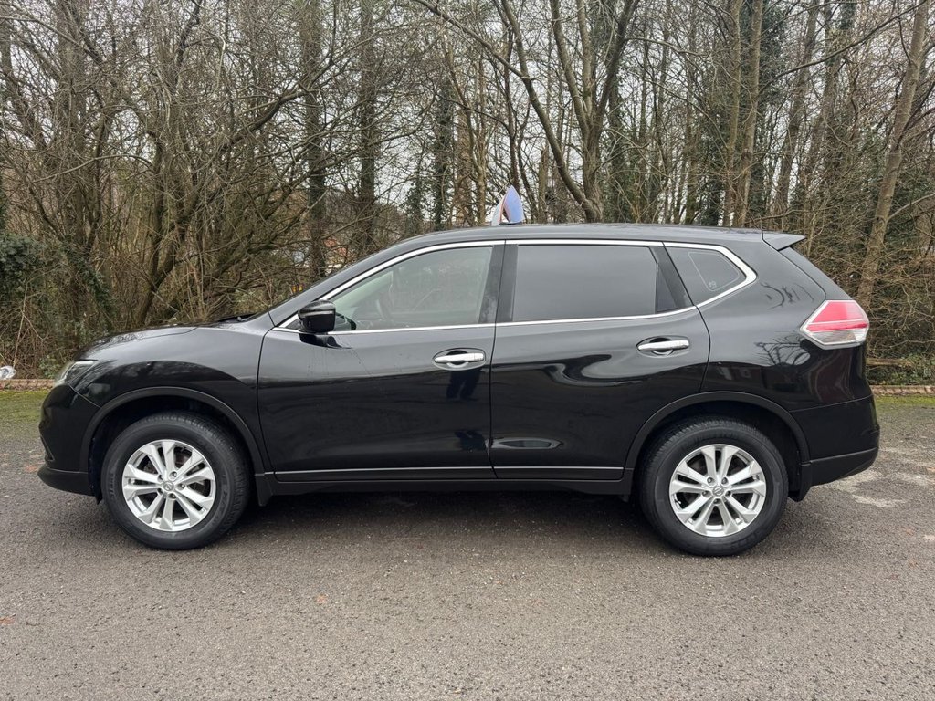 Used Nissan X-Trail 2016 for sale - 77200310: Photo 2