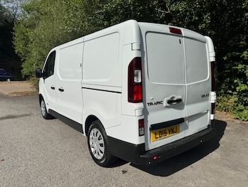 Used Renault Trafic 2015 for sale - 79409553: Photo