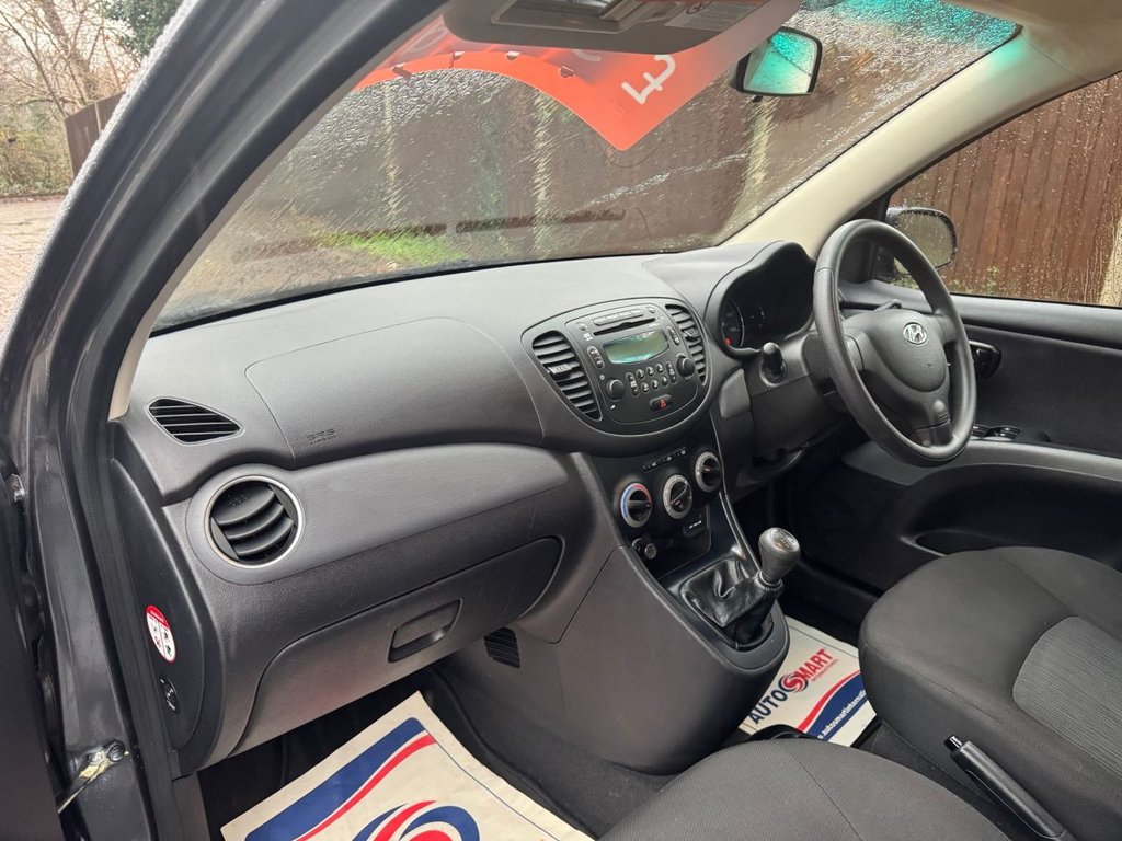 Used Hyundai i10 2011 for sale - 76986470: Photo 11