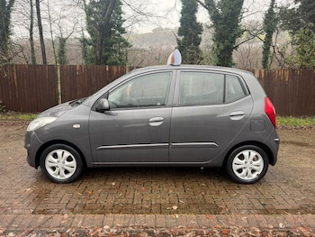 Used Hyundai i10 2011 for sale - 76986470: Photo