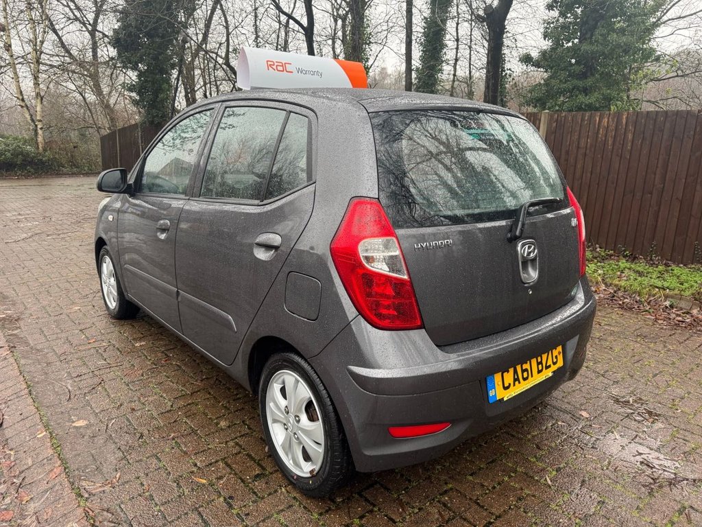 Used Hyundai i10 2011 for sale - 76986470: Photo 3