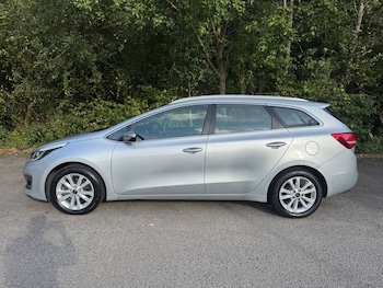 Used Kia Ceed 2017 for sale - 76132291: Photo