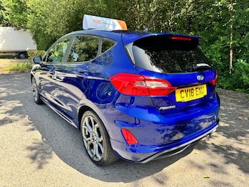 Used Ford Fiesta 2018 for sale - 79009097: Photo