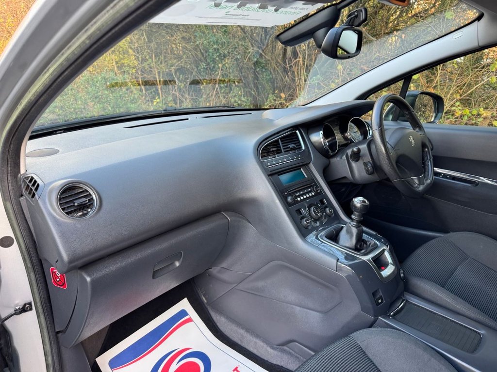 Used Peugeot 5008 2012 for sale - 76797948: Photo 11