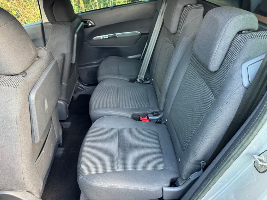 Used Peugeot 5008 2012 for sale - 76797948: Photo 13