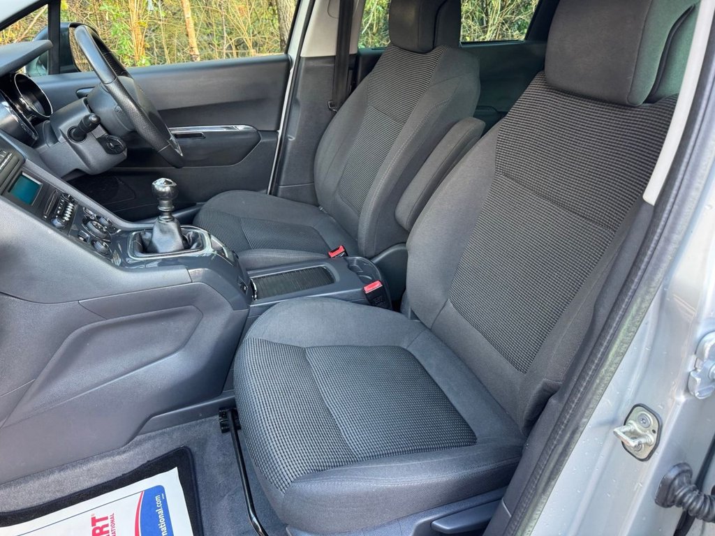 Used Peugeot 5008 2012 for sale - 76797948: Photo 14