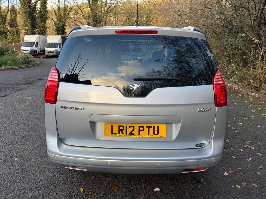 Used Peugeot 5008 2012 for sale - 76797948: Photo 8