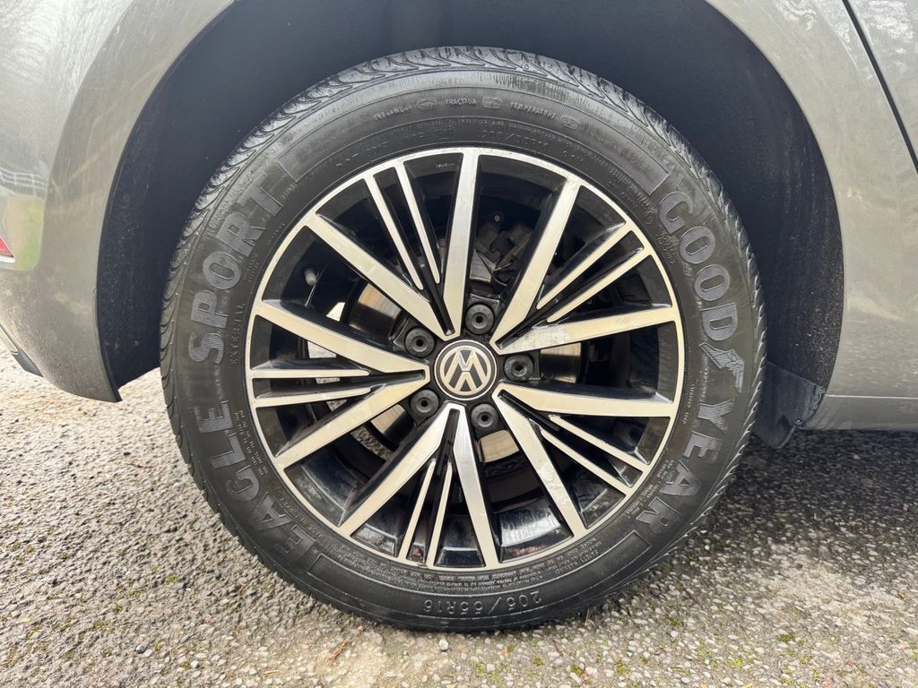 Used Volkswagen Golf 2017 for sale - 77779993: Photo 15