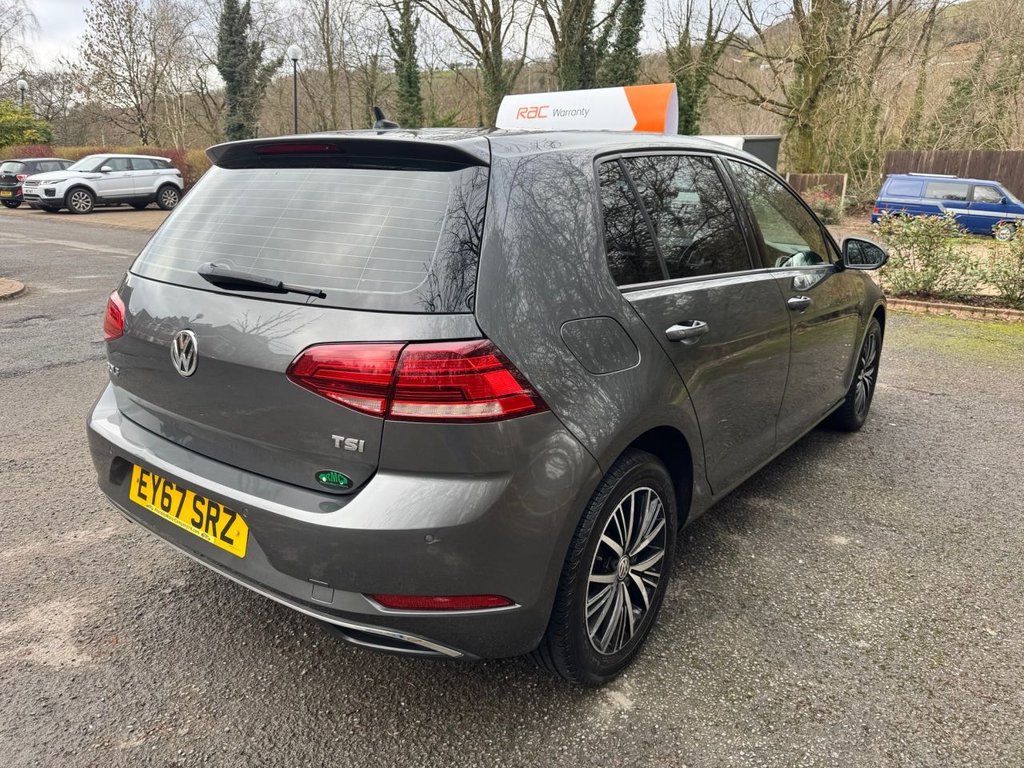 Used Volkswagen Golf 2017 for sale - 77779993: Photo 4