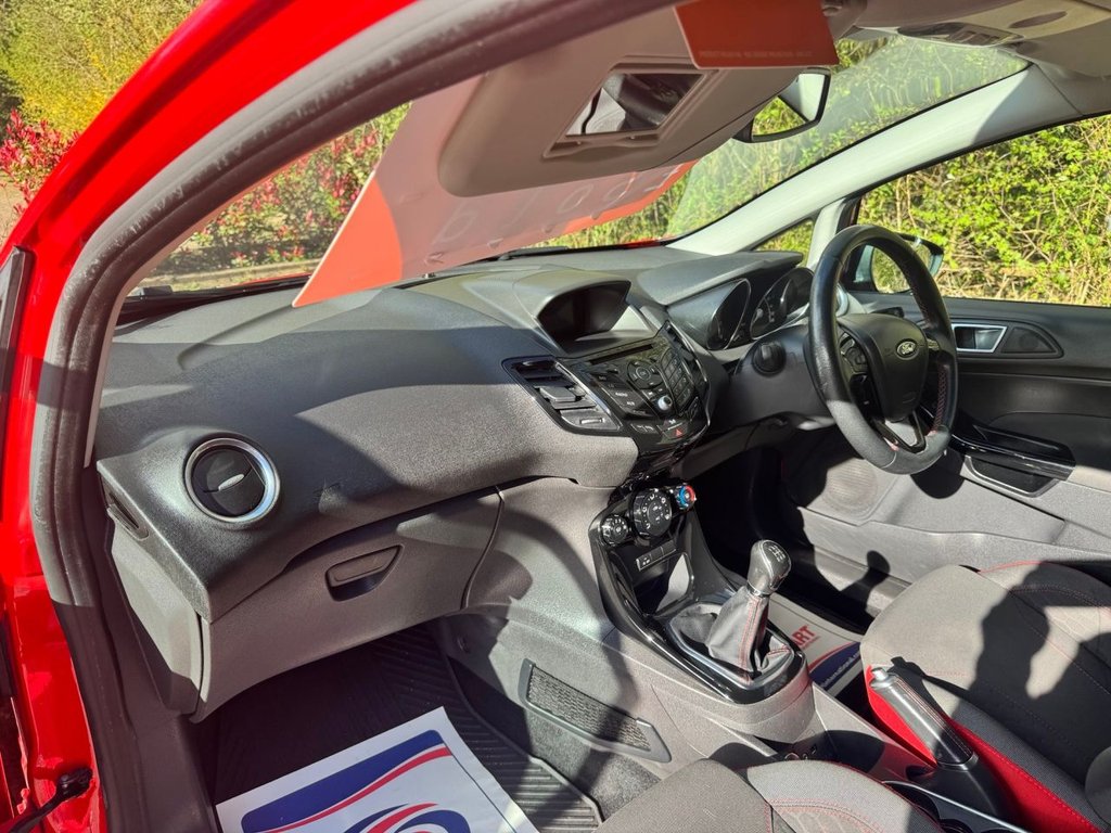 Used Ford Fiesta 2015 for sale - 78181559: Photo 14