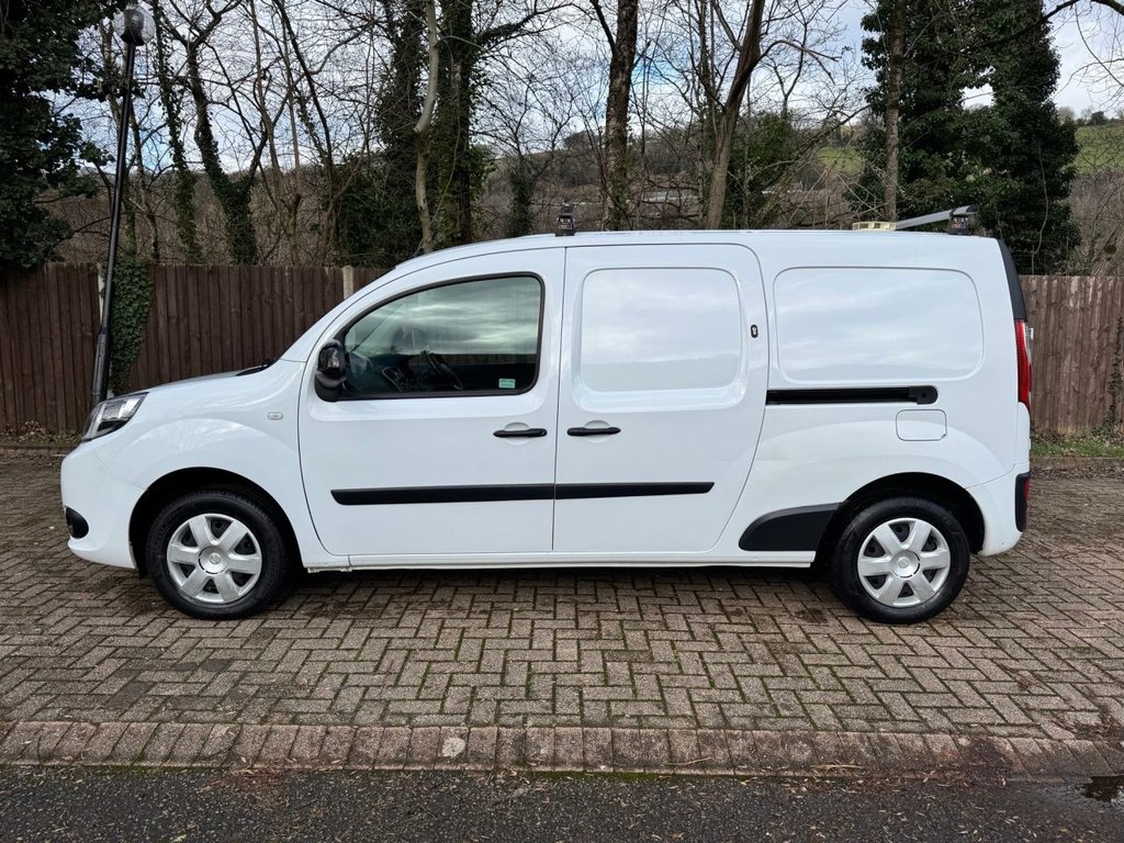 Used Nissan NV250 2021 for sale - 77609258: Photo 2
