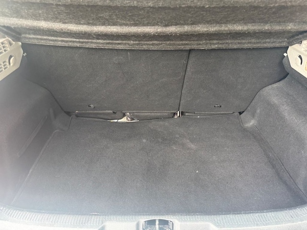 Used Peugeot 207 2010 for sale - 75028326: Photo 14