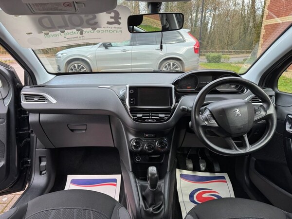 Used Peugeot 208 2014 for sale - 73990841: Photo 12