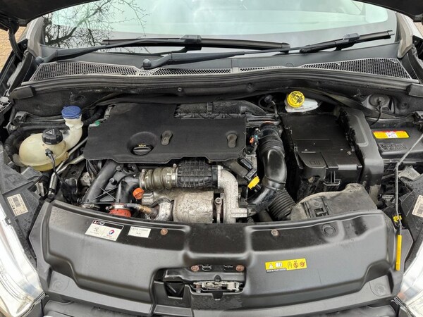 Used Peugeot 208 2014 for sale - 73990841: Photo 15