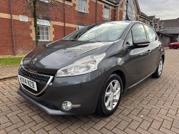 Used Peugeot 208 2014 for sale - 73990841: Photo 1