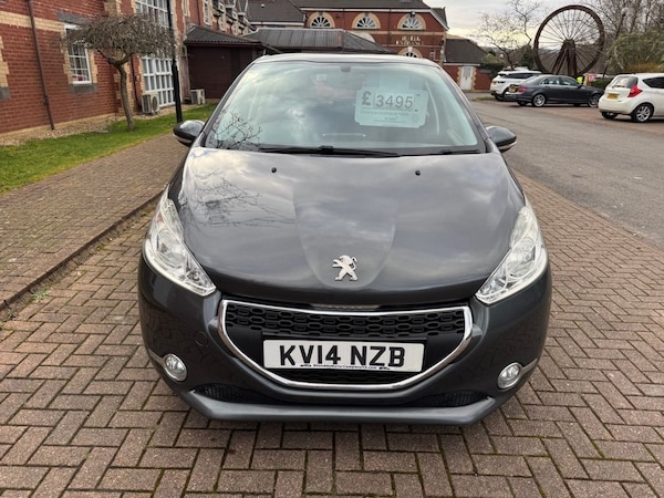 Used Peugeot 208 2014 for sale - 73990841: Photo 7