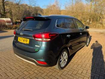 Used Kia Carens 2017 for sale - 74065081: Photo