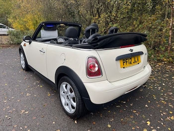 Used MINI Convertible 2012 for sale - 76509403: Photo
