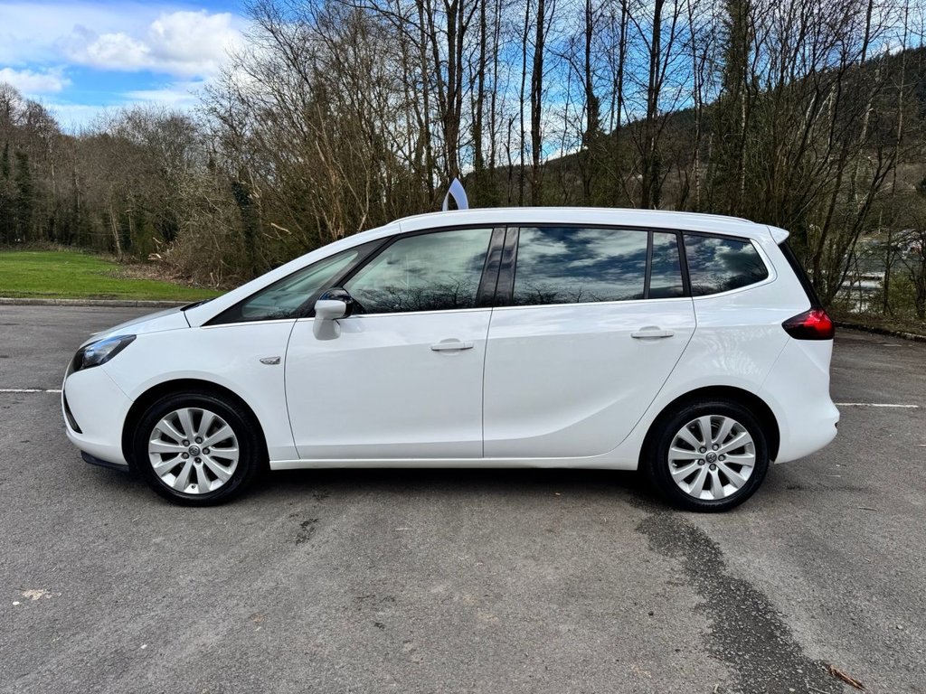 Used Vauxhall Zafira 2015 for sale - 78030688: Photo 2