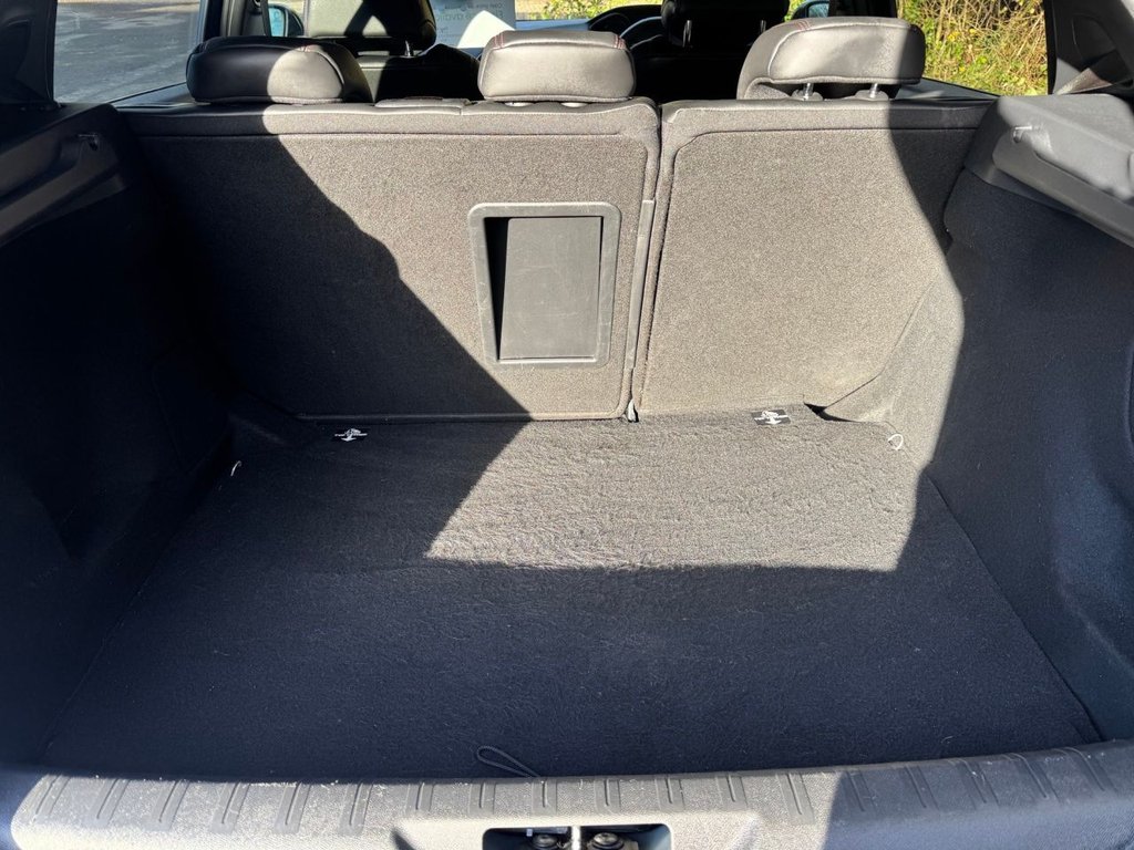 Used Peugeot 308 2015 for sale - 76655145: Photo 9