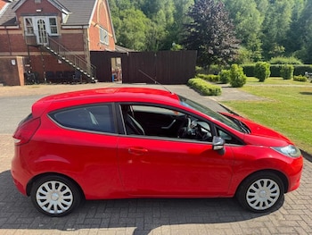 Used Ford Fiesta 2011 for sale - 79142337: Photo