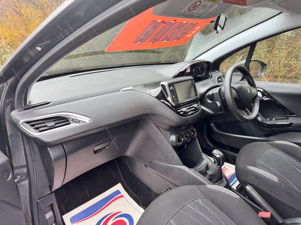 Used Peugeot 208 2015 for sale - 77821490: Photo 14