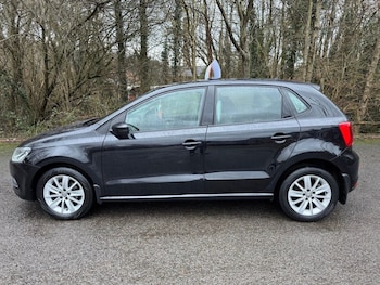 Used Volkswagen Polo 2015 for sale - 77302029: Photo