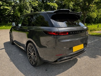 Used Land Rover Range Rover Sport 2023 for sale - 78986198: Photo