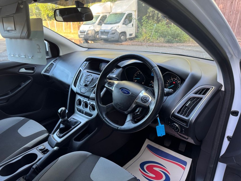 Used Ford Focus 2012 for sale - 76106120: Photo 10