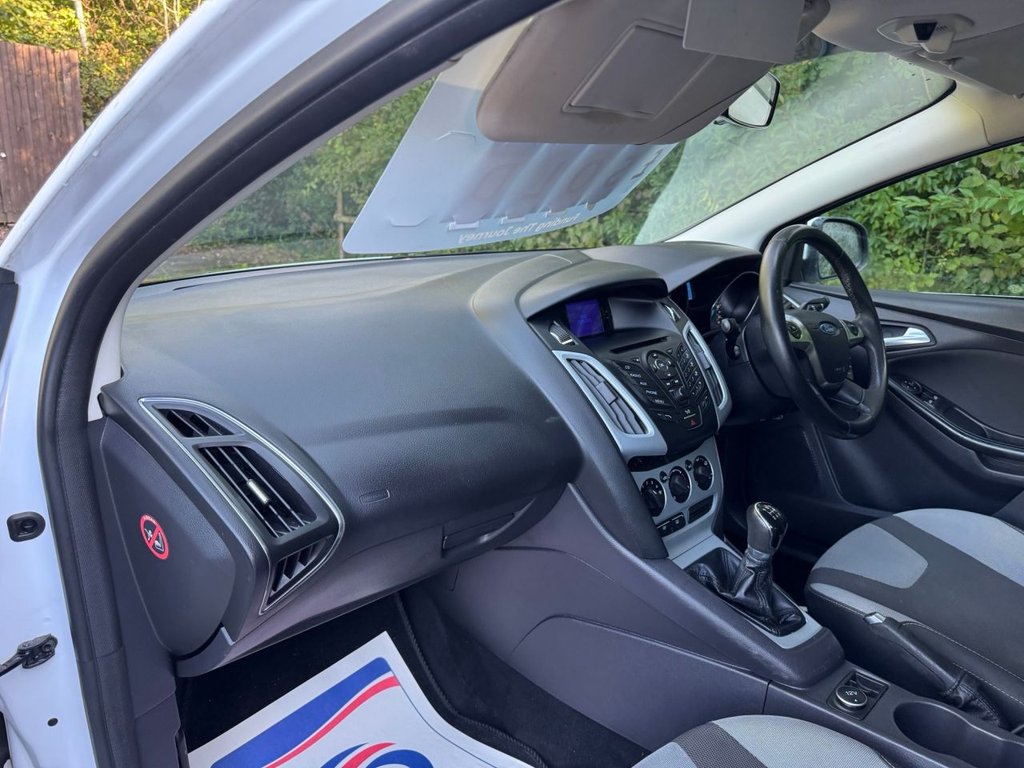 Used Ford Focus 2012 for sale - 76106120: Photo 11
