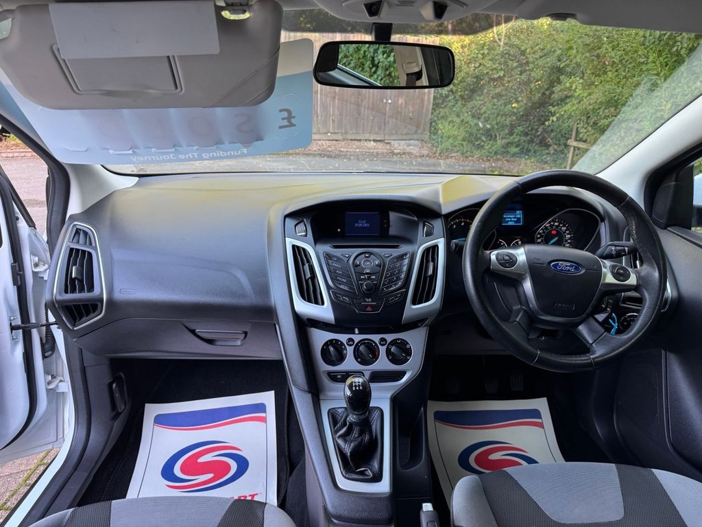 Used Ford Focus 2012 for sale - 76106120: Photo 12