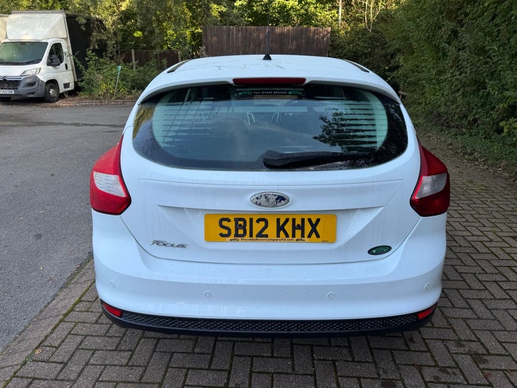 Used Ford Focus 2012 for sale - 76106120: Photo 8