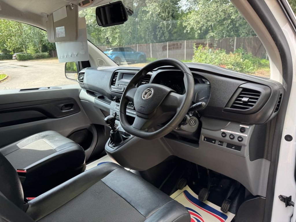 Used Vauxhall Vivaro 2019 for sale - 77668798: Photo 10
