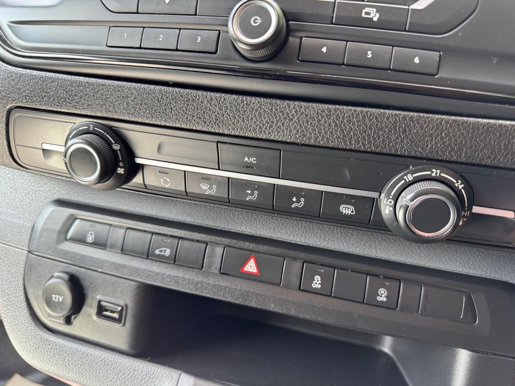 Used Vauxhall Vivaro 2019 for sale - 77668798: Photo 14