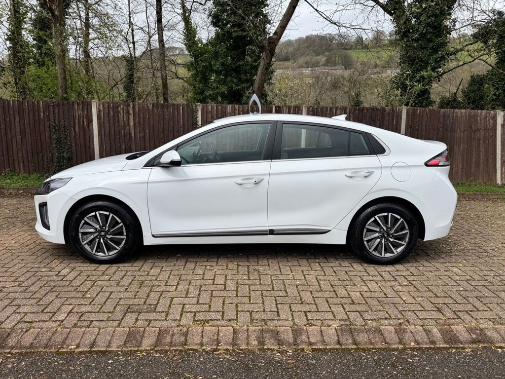 Used Hyundai IONIQ 2023 for sale - 78140808: Photo 2
