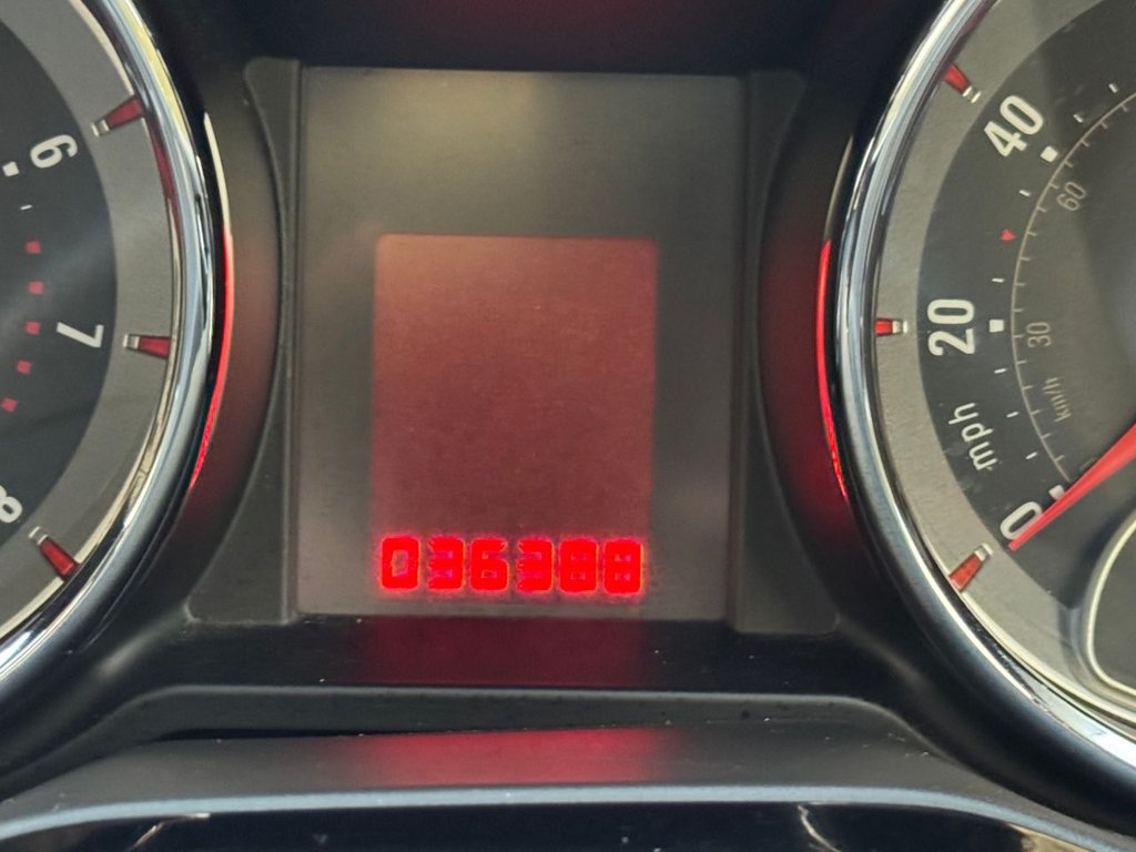 Used Vauxhall ADAM 2014 for sale - 76901099: Photo 16